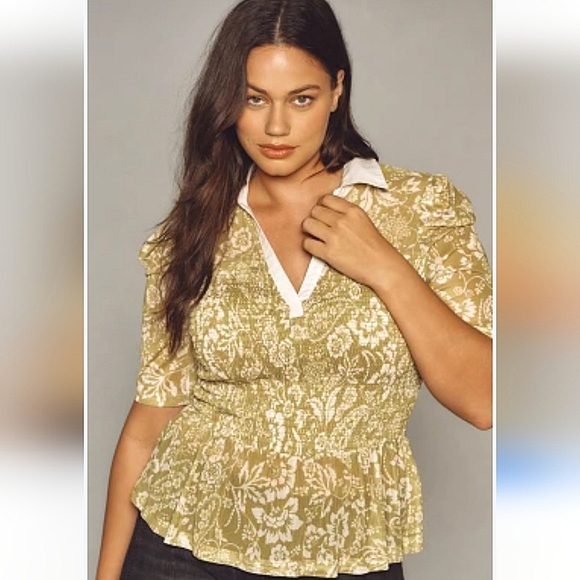 ANTHROPOLOGIE MAEVE Short-Sleeve Smocked PoloTop In Chartreuse. Size LARGE - Picture 1 of 14